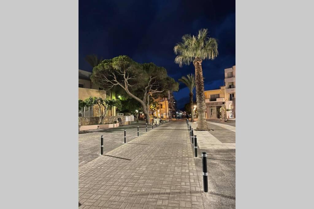 Ioanna Bayview Luxury Apartment Ierapetra  Bagian luar foto